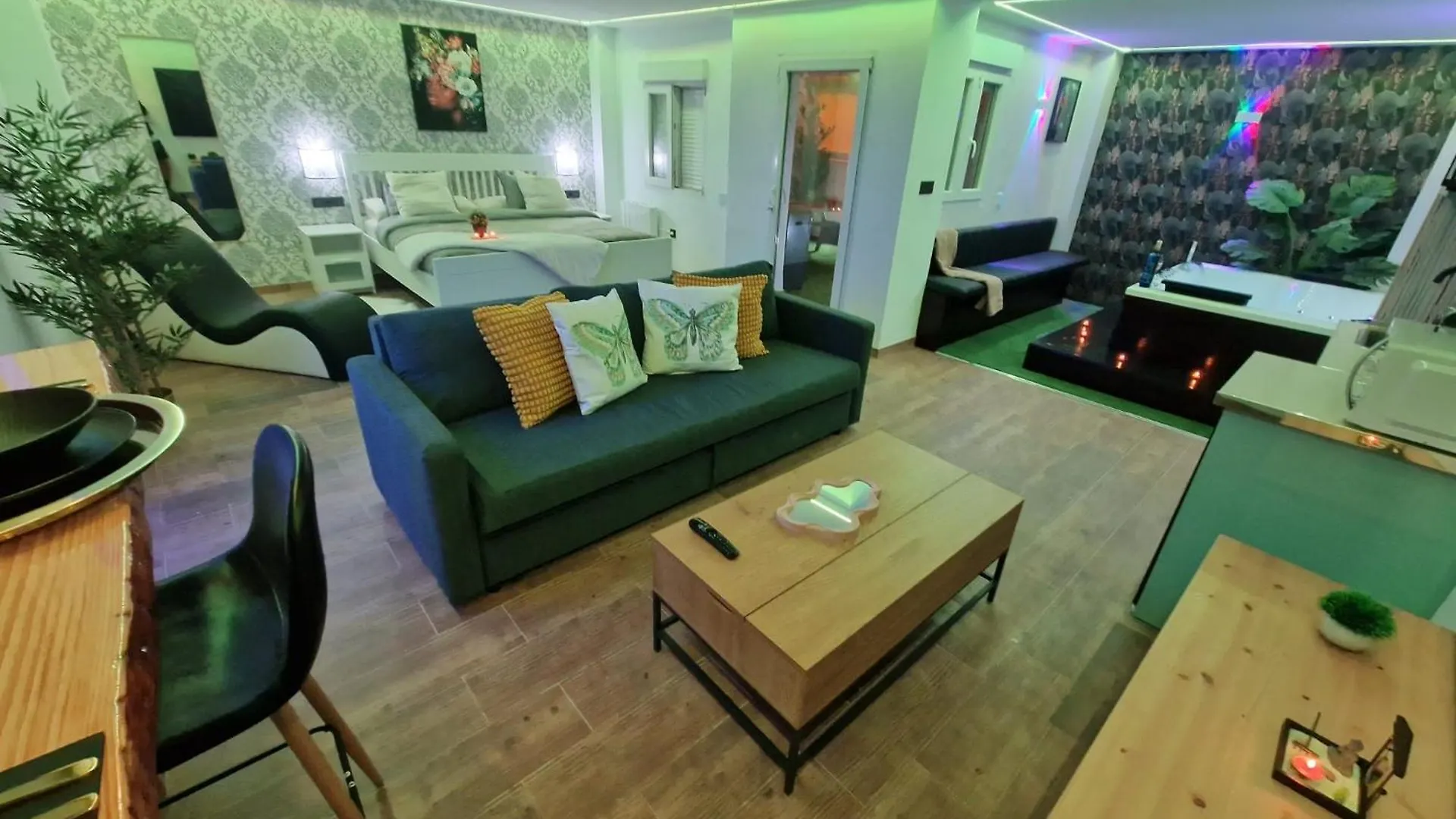 Apartment Alojamiento Con Jacuzzi Y Terraza Junto Al Centro Prado Del Rey