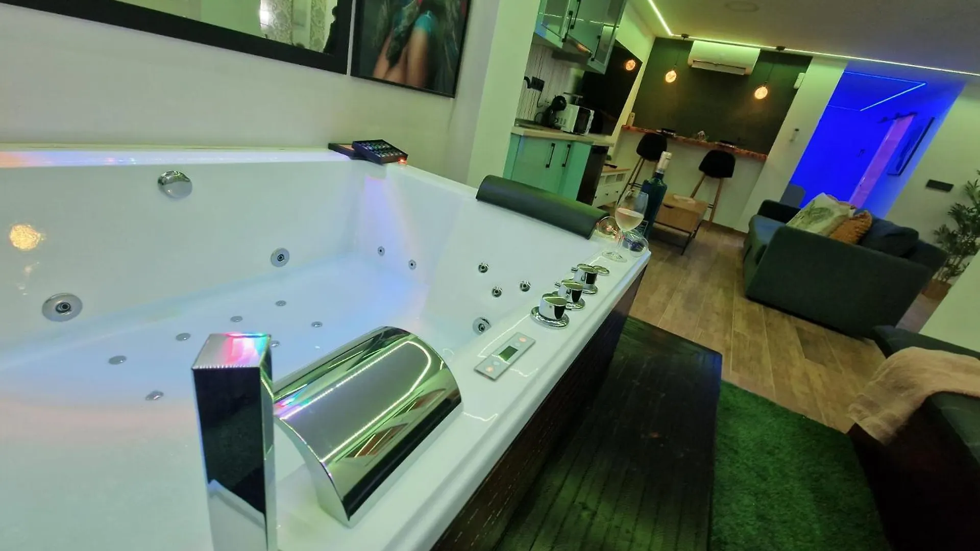 Alojamiento Con Jacuzzi Y Terraza Junto Al Centro Prado Del Rey