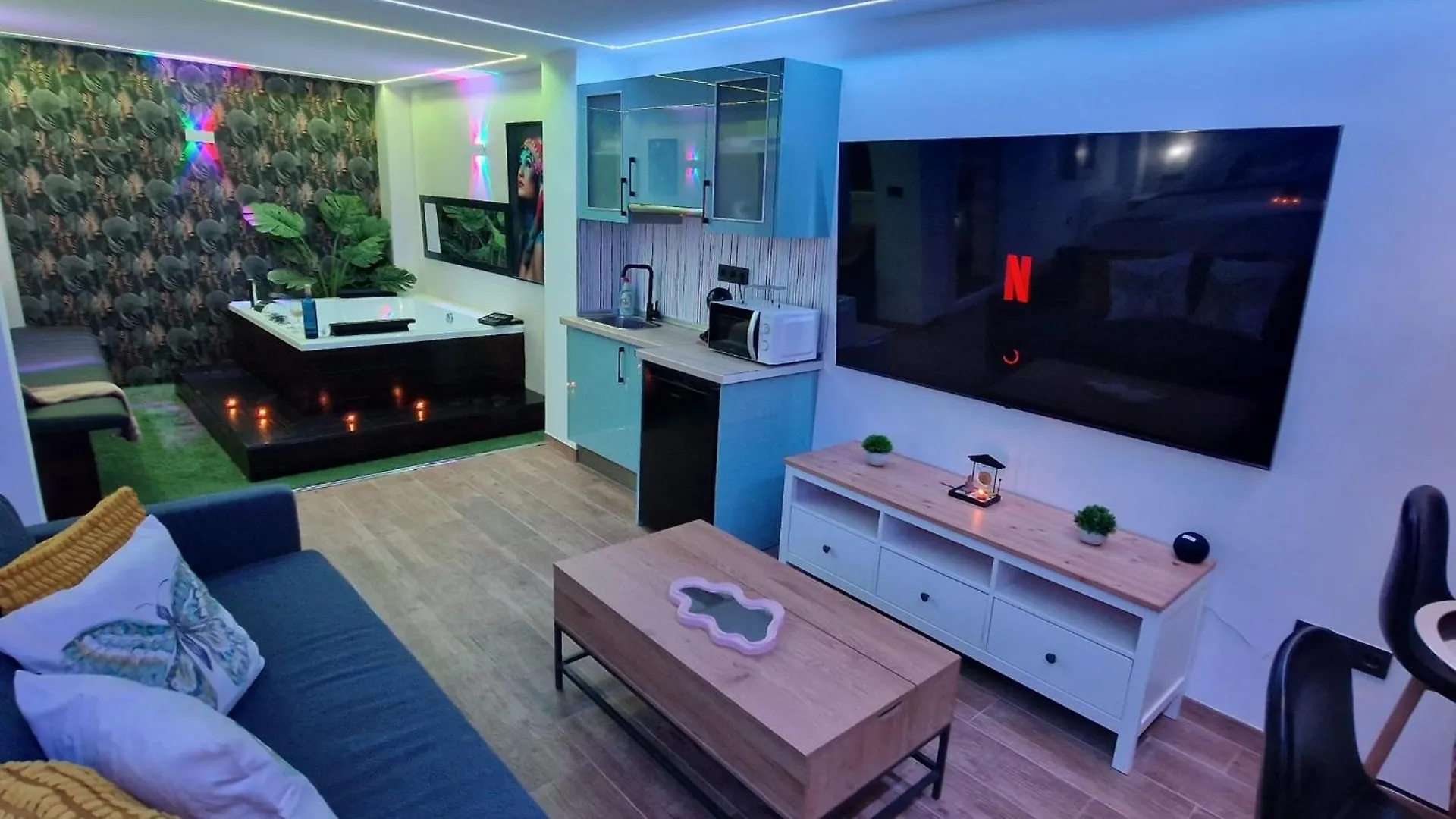 Alojamiento Con Jacuzzi Y Terraza Junto Al Centro Prado Del Rey 0*,  Spain